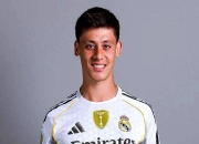 关于皇马官宣签下22岁左后卫A费分期支付5000万欧解约金的信息