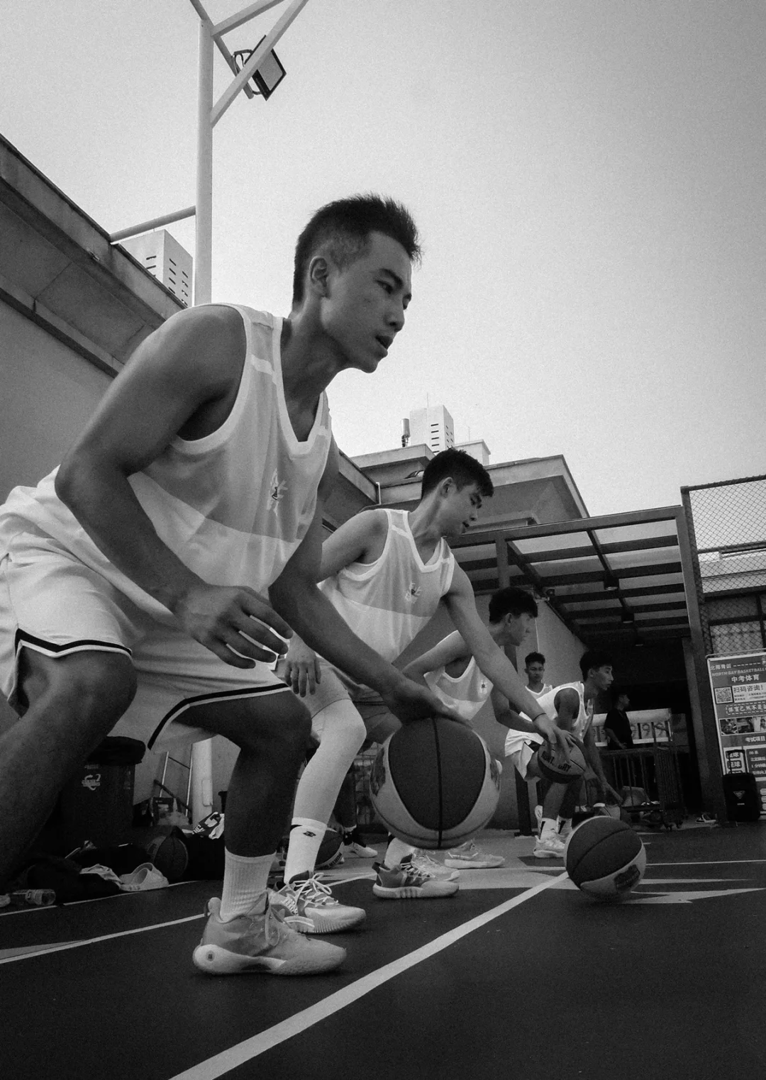 包含北大夺得队史第五冠、华侨大学亚军&清华季军的词条