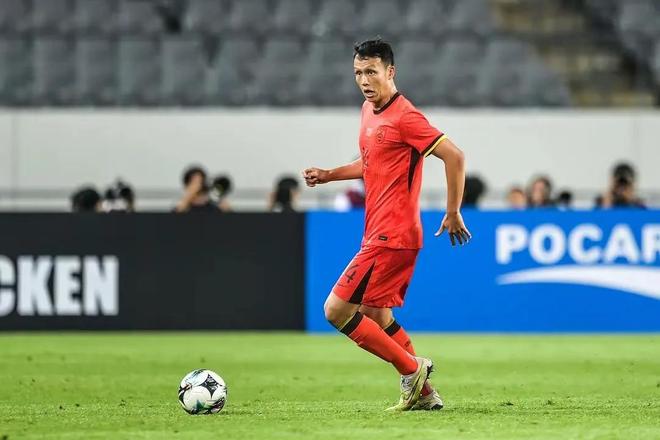 3-1！中国女足太狠，冲东亚冠军，宋凯督战，CCTV5直播，国足汗颜