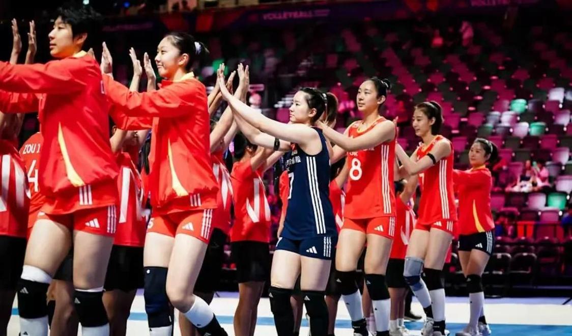 硬仗来了!中日女排对决吴梦洁庄宇珊大战日本新三叉戟的简单介绍
