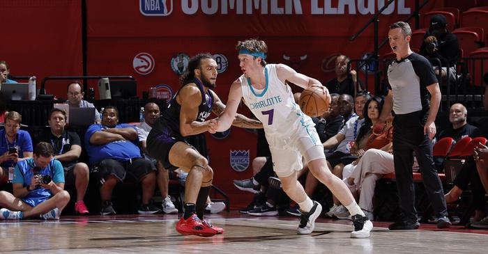 NBA夏联决赛对阵：黄蜂29分大胜会师国王两队均5胜0负争