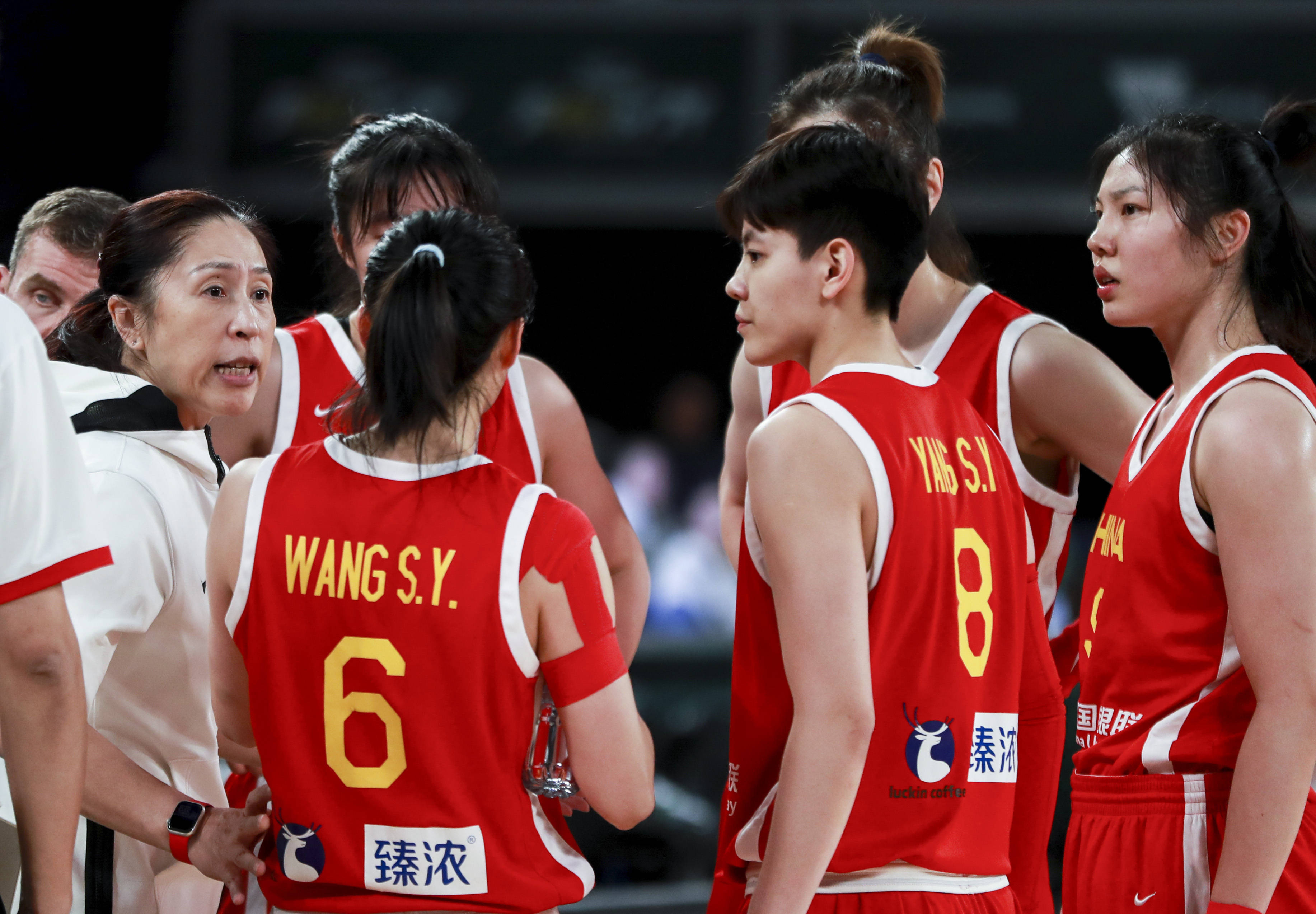 中欧体育-黄思静21年女篮亚洲杯个人集锦，对阵日本砍18分7篮板的简单介绍